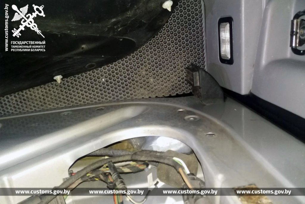 В Беларуси контрабандиста приговорили к 12 годам и конфисковали Mercedes-Benz Sprinter