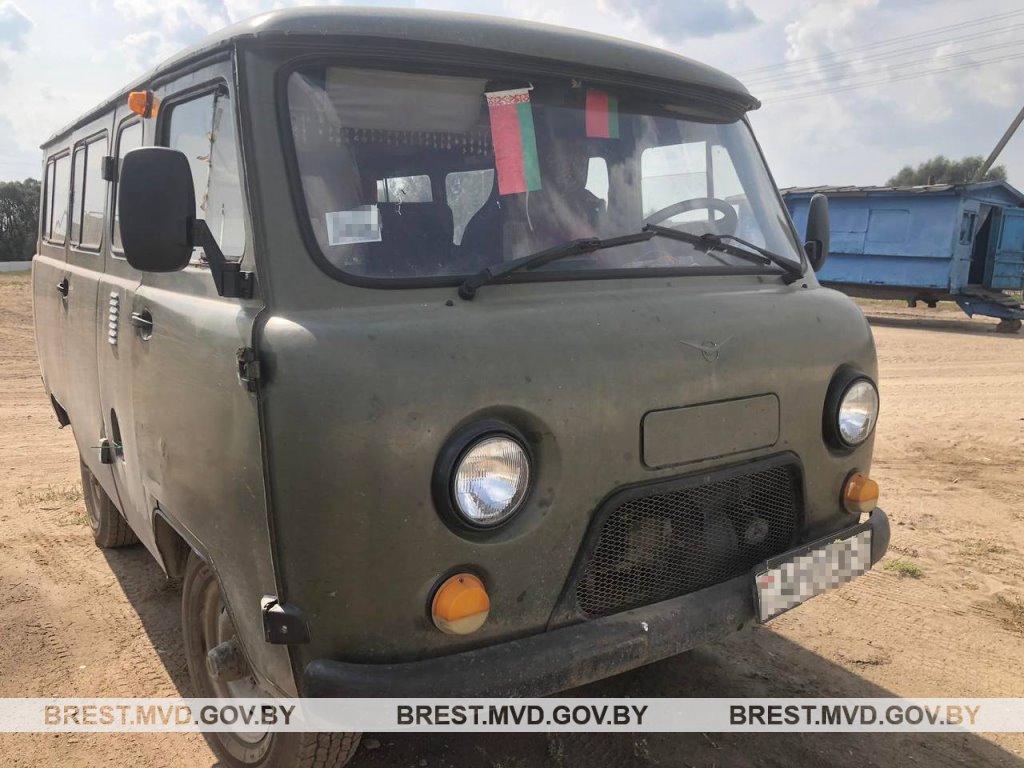 Работник сельхозпредприятия в Брестском районе совершил хищение более 750 литров бензина. Возбуждено уголовное дело