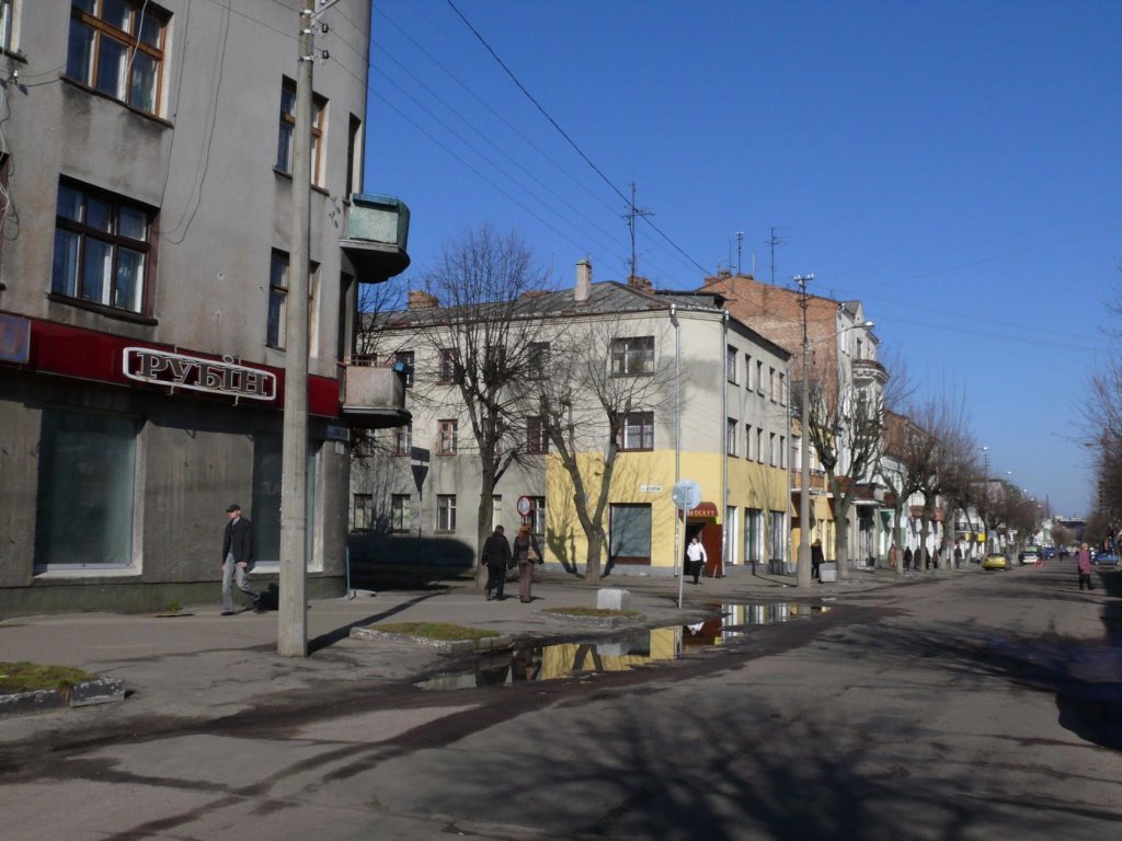 Читатель: Брест, ул. Советская. Так было в начале 2000-х (1 фото)