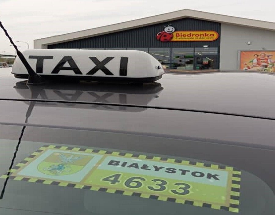 «В месяц получается 5 000 злотых». Белорус устроился на работу в польское такси и рассказал о своём доходе