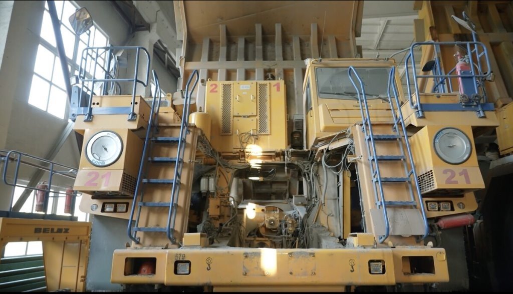 Как работается в живописном карьере «Микашевичи» на БелАЗах на 130, 90 и 60 тонн