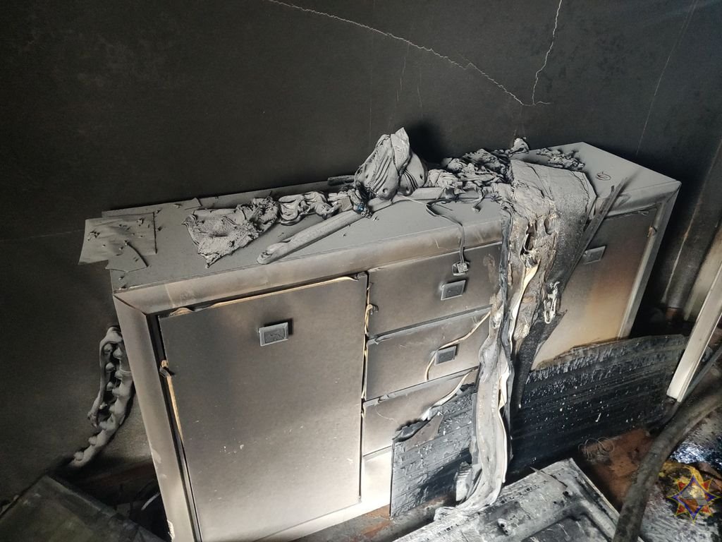 В Гродно квартира загорелась из-за зарядки для телефона