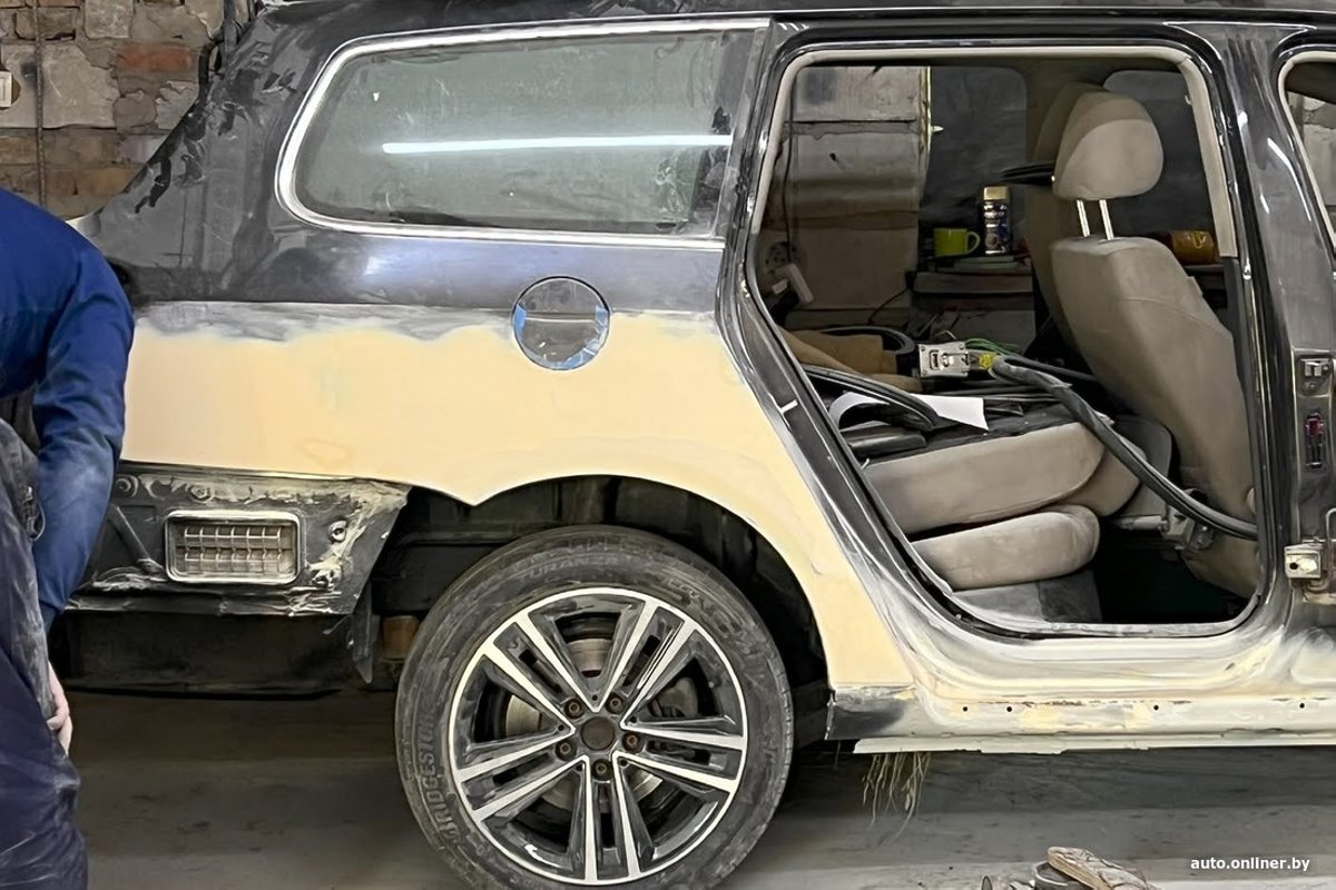 Парень реанимировал автомобильный «труп». На восстановление Passat B6 ушло $1300