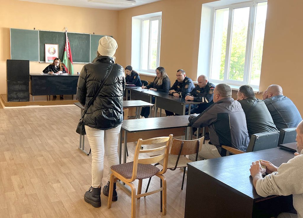 Автоледи в Пинске осудили за повторное пьяное ДТП