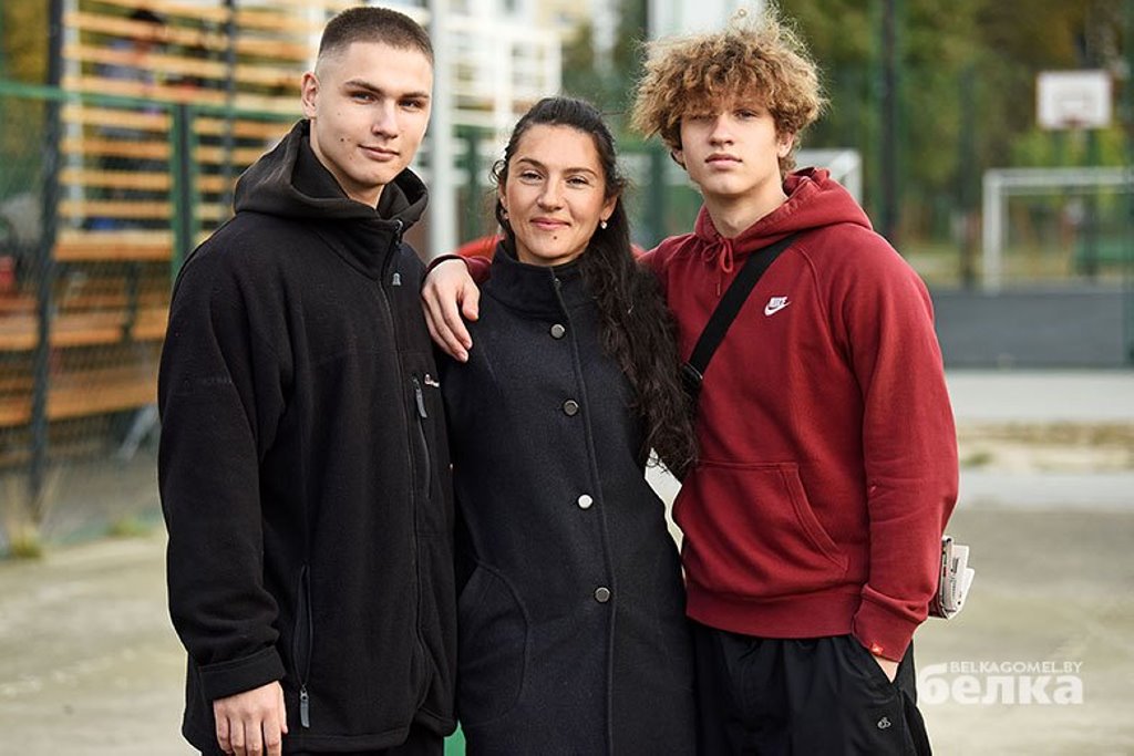 Истории больших семей из Беларуси, которые вдохновляют