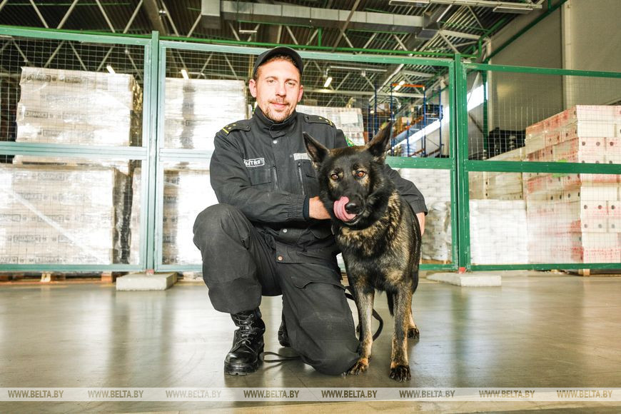 Для посещения нужен пропуск. Дети сотрудников Брестской таможни побывали на работе у своих родителей