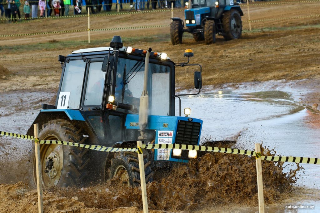 Гонки на тракторах