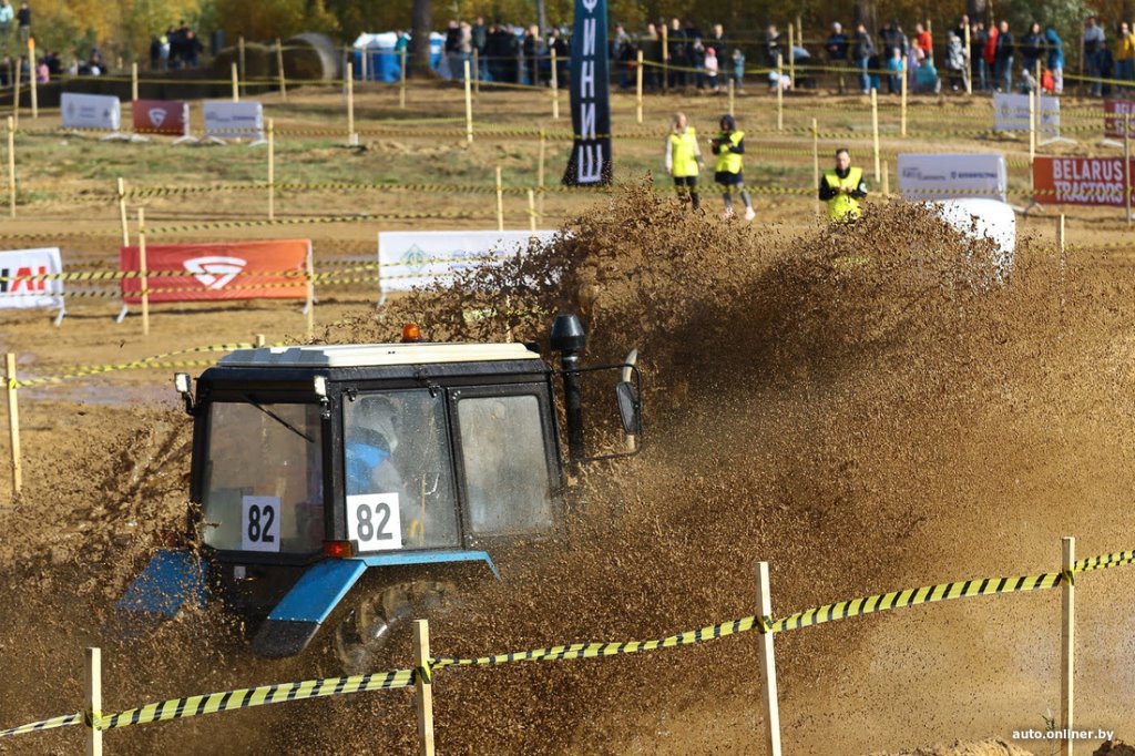 Гонки на тракторах