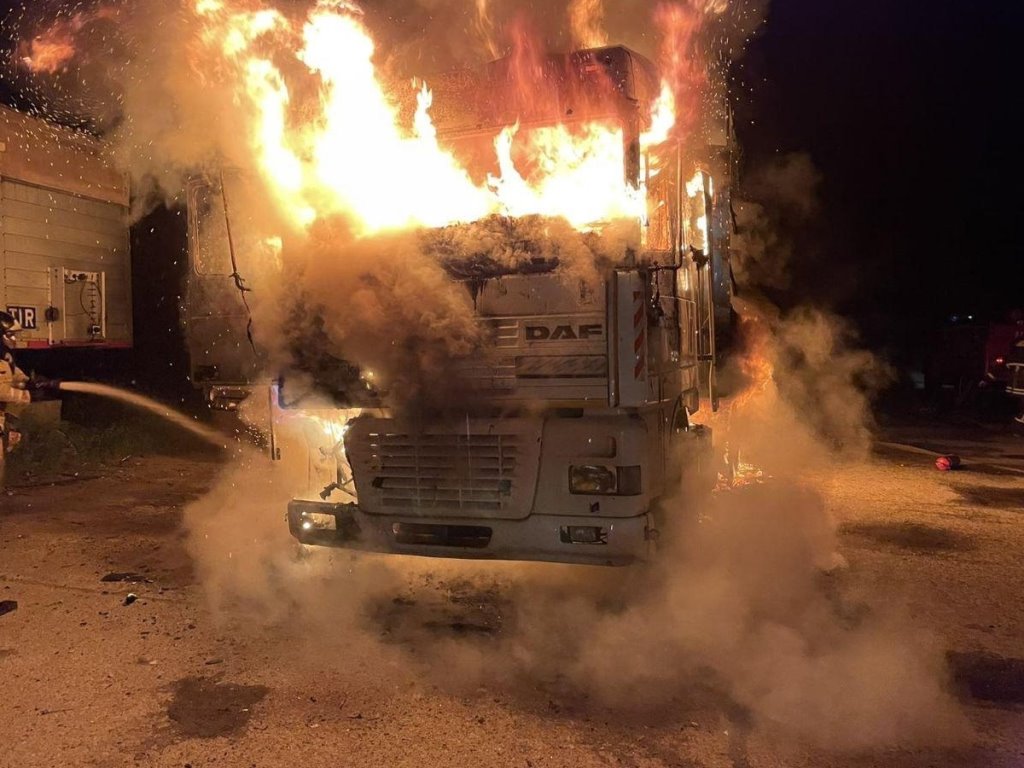 Машина сгорела, а транспортный налог остался? Нужно ли платить за давно утраченное авто