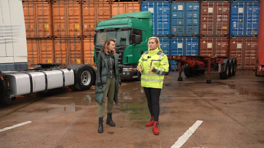 Не только хлопцы идут в дальнобой! Интервью с дальнобойщицей из Беларуси