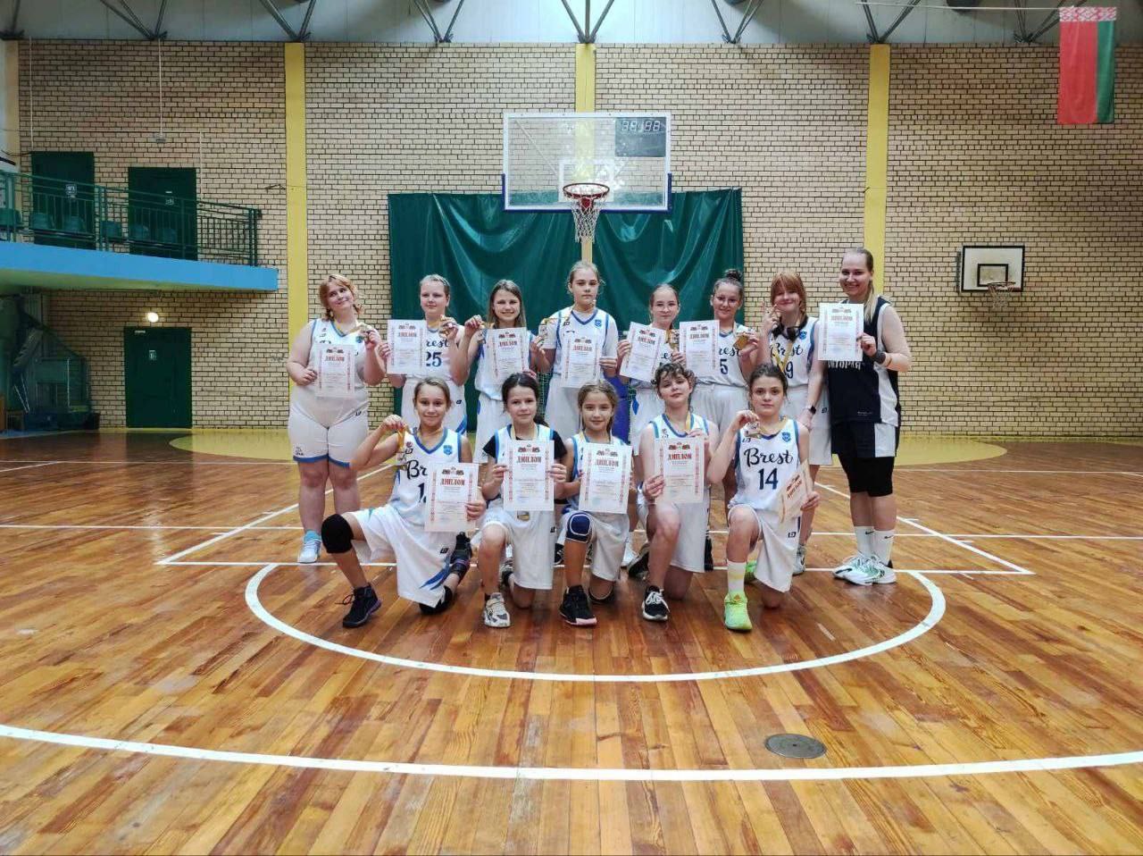 Команда девушек из Бреста победила в областной спартакиаде