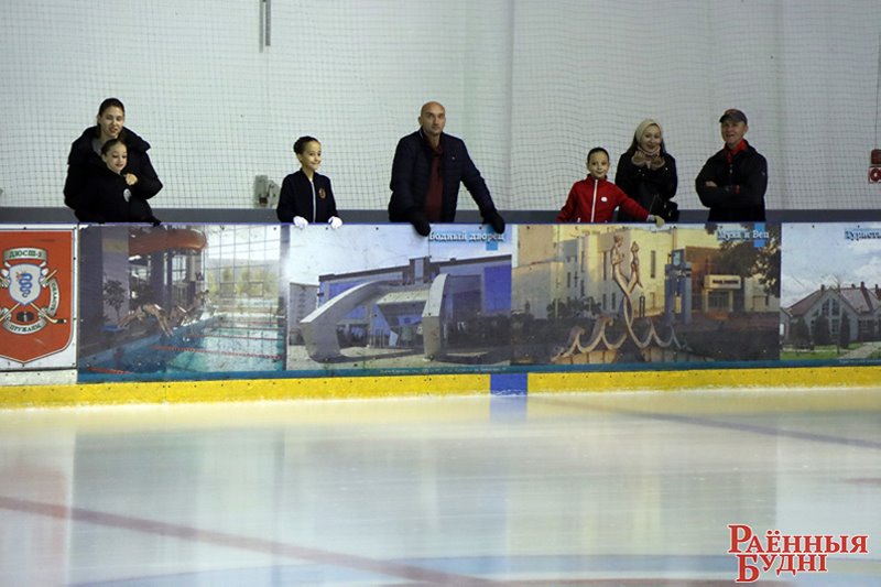 Фігурысты з розных куткоў краіны прыехалі ў Пружаны, каб пазмагацца за «Кубак Белавежскай пушчы» і пуцёўку на рэспубліканскія Алімпійскія дні моладзі
