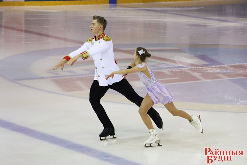 Фігурысты з розных куткоў краіны прыехалі ў Пружаны, каб пазмагацца за «Кубак Белавежскай пушчы» і пуцёўку на рэспубліканскія Алімпійскія дні моладзі