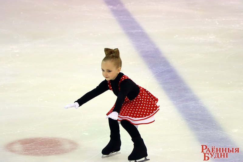 Фігурысты з розных куткоў краіны прыехалі ў Пружаны, каб пазмагацца за «Кубак Белавежскай пушчы» і пуцёўку на рэспубліканскія Алімпійскія дні моладзі