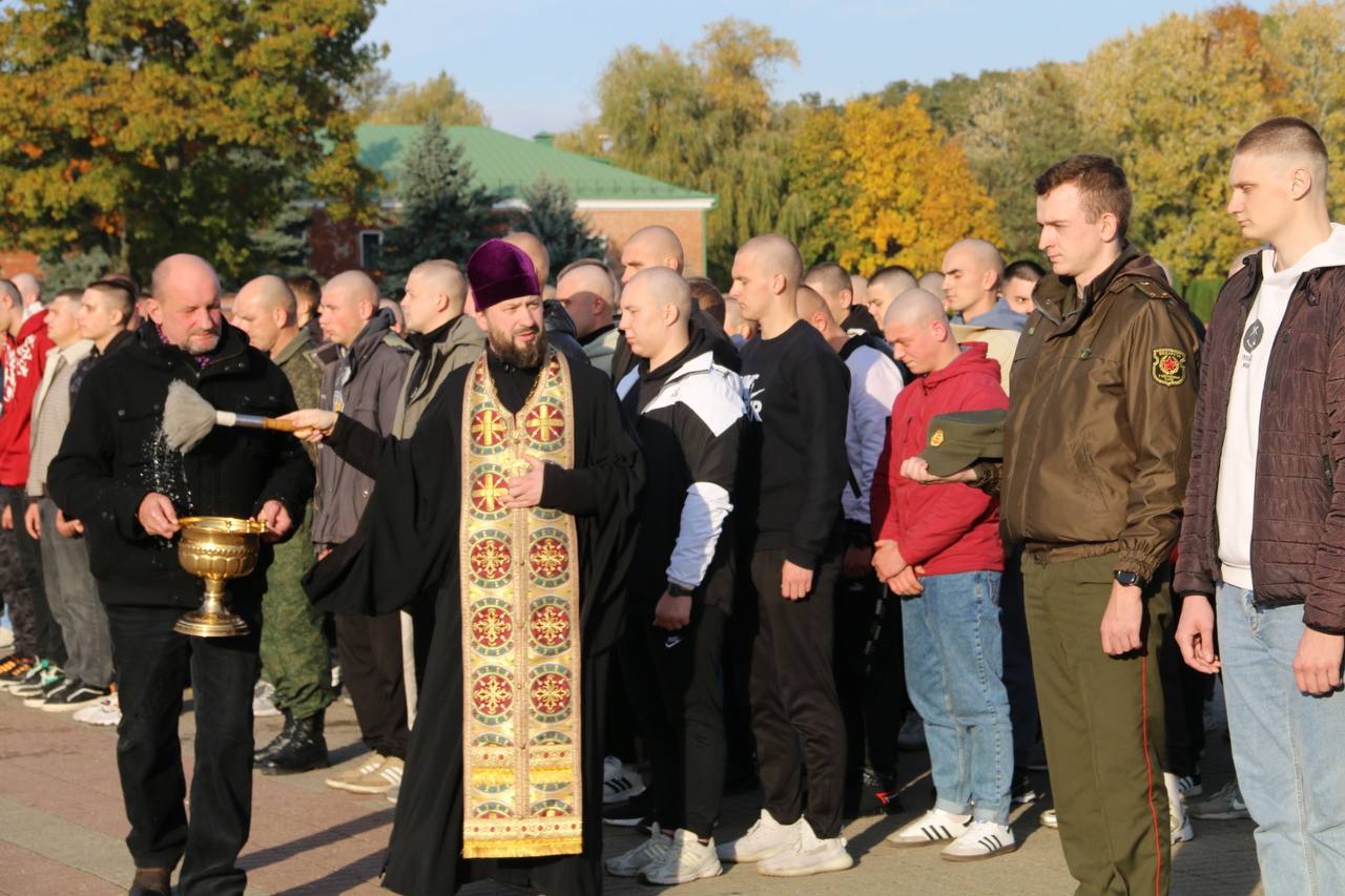 Порядка 180 призывников Брестчины получили напутствие от представителей власти, общественных организаций и ветеранов