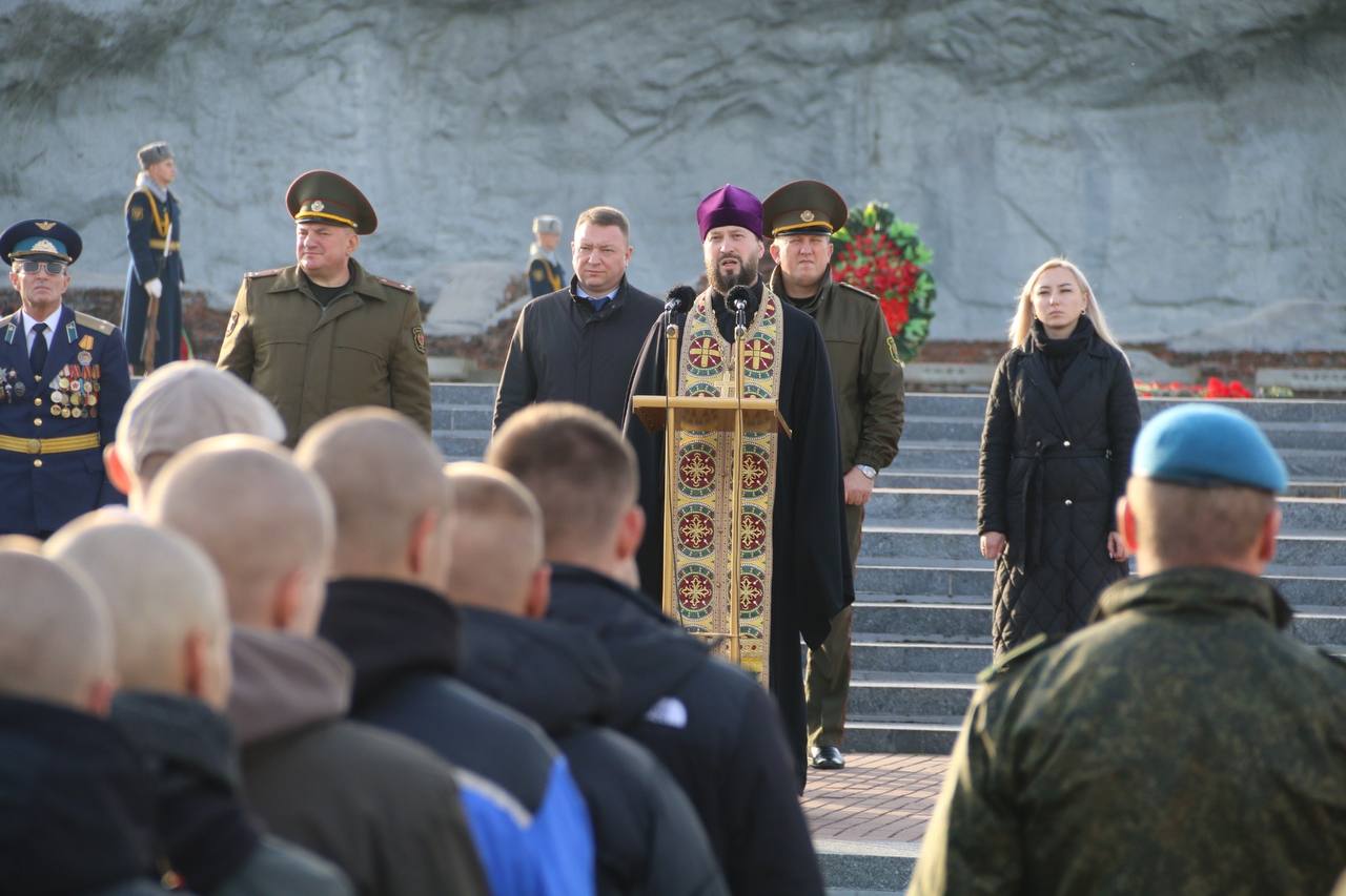 Порядка 180 призывников Брестчины получили напутствие от представителей власти, общественных организаций и ветеранов