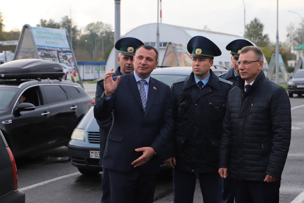 Работу пунктов пропуска «Козловичи» и «Брест» проинспектировал Председатель ГТК Владимир Орловский