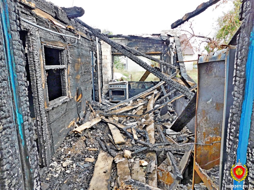 Рок судьбы или невезение: в Брестском районе дважды с разницей в год горел дом