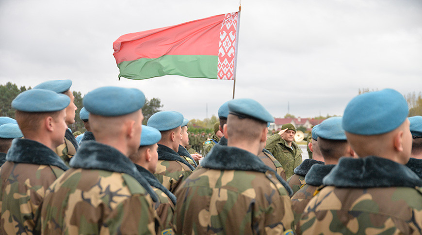 В Бресте около 200 десантников-срочников уволили в запас