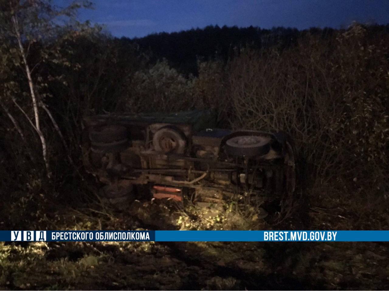 На М1 столкнулись «Газель» и ЗИЛ. Видео и фото