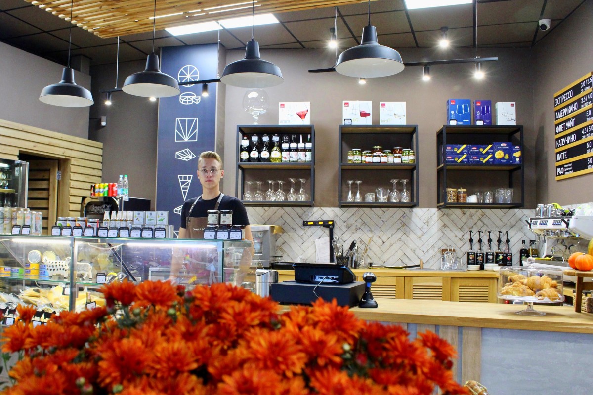 Как подобрать сыр к вину? Подскажут профессионалы магазина «Cheese & Wine» в Бресте.