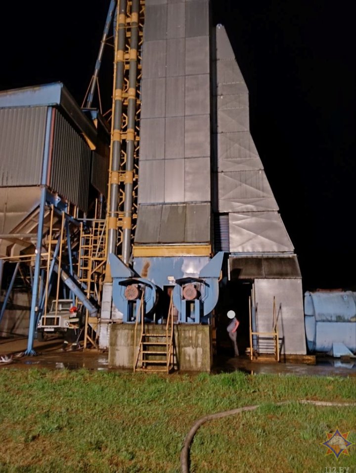 В Малоритском районе произошел пожар в зерносушильном комплексе