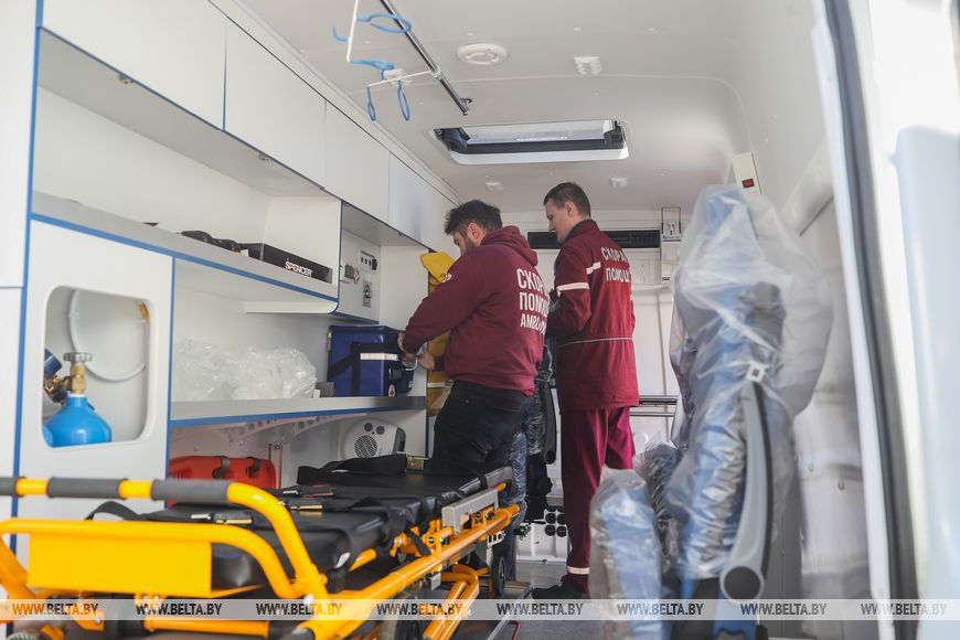 Два новых автомобиля скорой медицинской помощи получила Пружанская районная больница