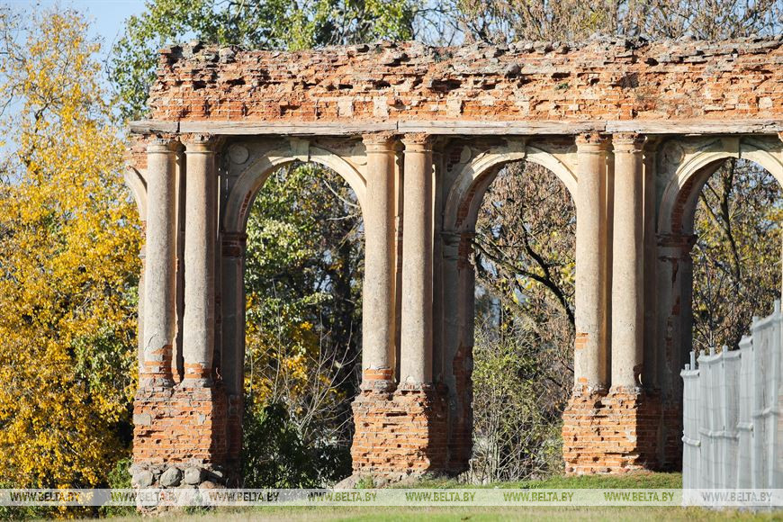 Как продвигается реставрация Ружанского дворцового комплекса рода Сапег