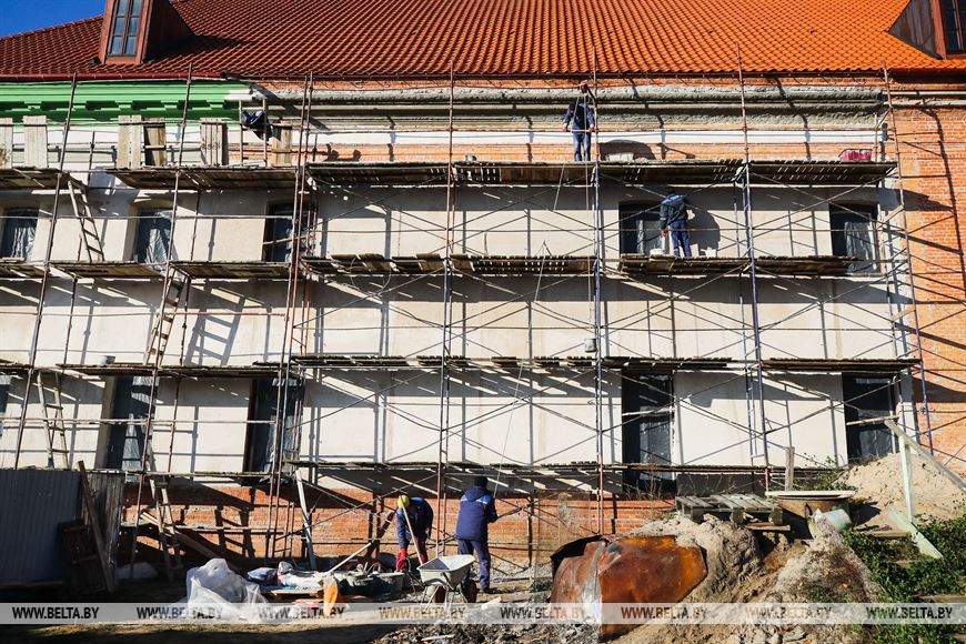 Как продвигается реставрация Ружанского дворцового комплекса рода Сапег