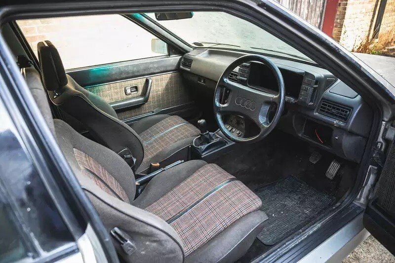Audi Quattro 1984 года, который 39 лет простоял в гараже, выставили на продажу
