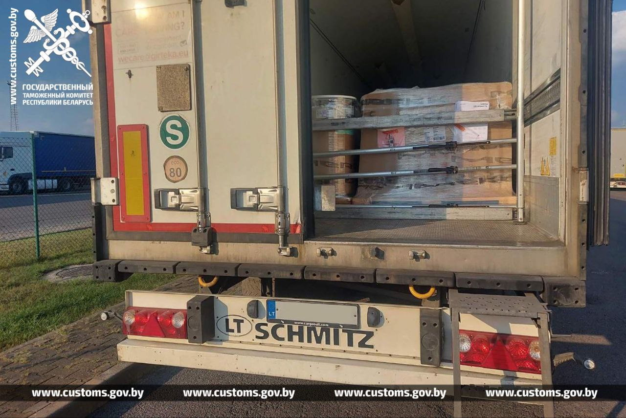 Брестские таможенники пресекли ввоз лекарств по заниженной в 1,5 раза стоимости