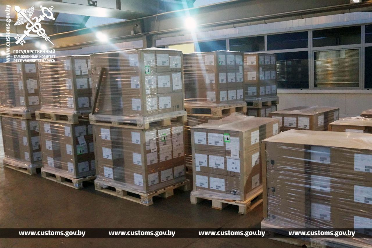 Брестские таможенники пресекли ввоз лекарств по заниженной в 1,5 раза стоимости
