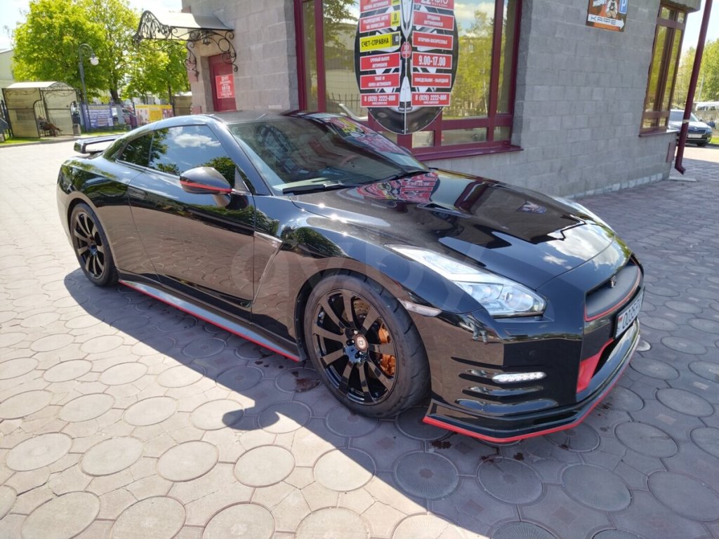 Сколько стоит в Беларуси Nissan GT-R — один из самых доступных суперкаров?