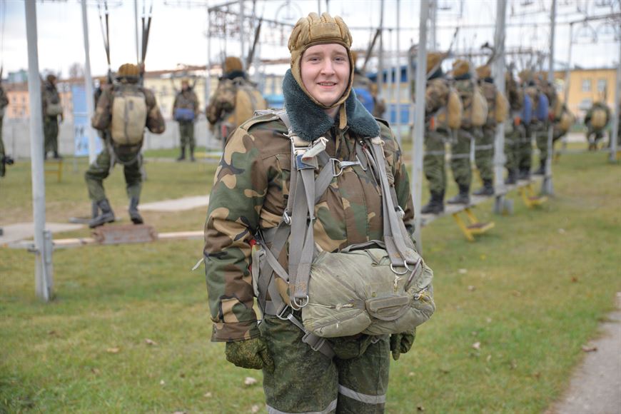 «Десантное братство зарождается в первые дни службы». Новобранцы вливаются в коллектив 38-й бригады