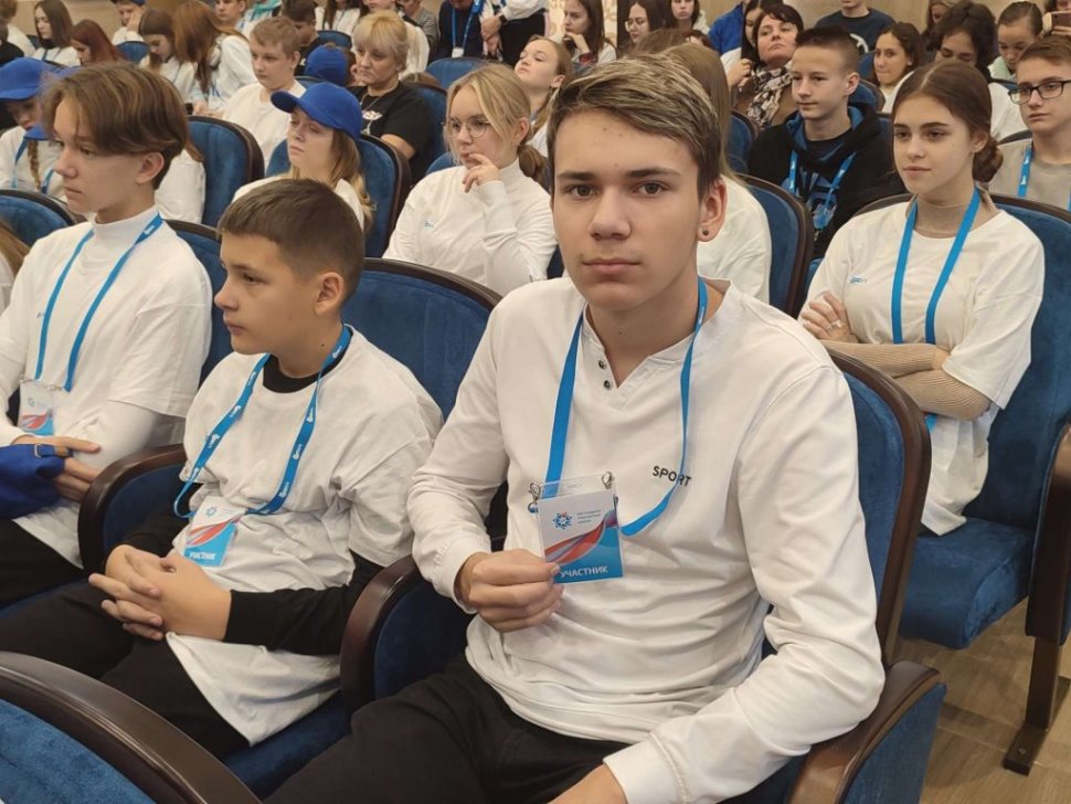 Все больше школьников идут учиться в железнодорожные классы. Узнали, почему