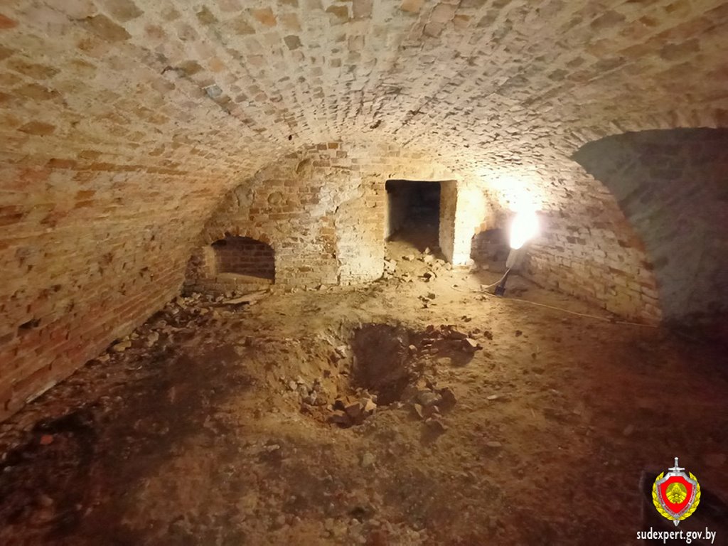 В Кобринском районе обнаружены костные останки в подвальном помещении храма