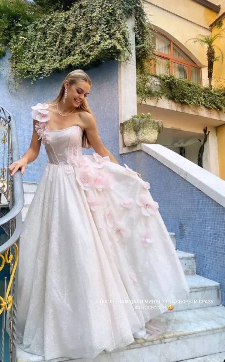 Элеонора Качаловская стала первой вице-мисс на международном конкурсе красоты