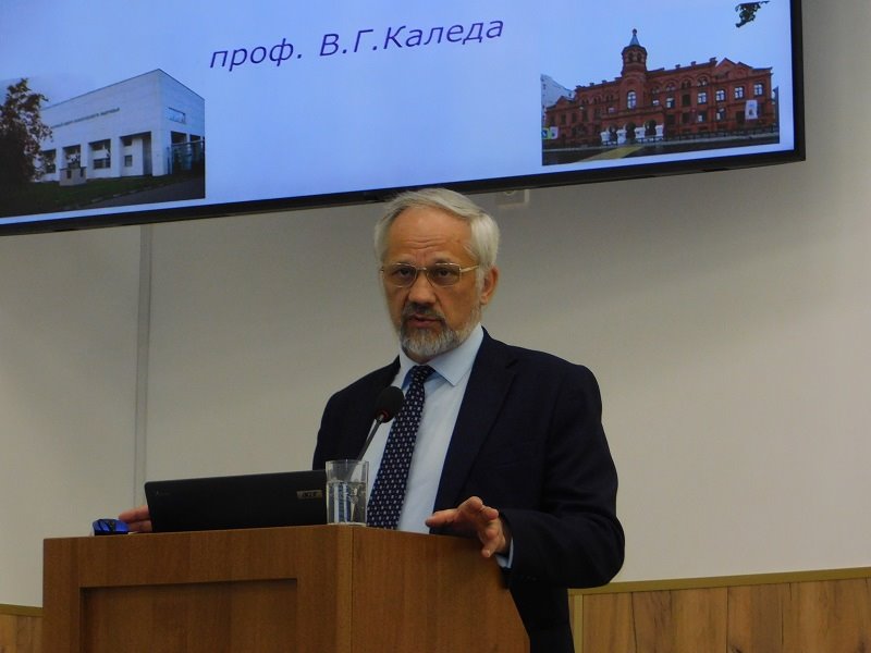 Брест посетил известный московский профессор Василий Каледа