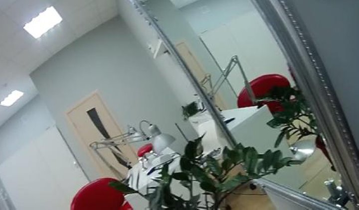 В студии «ногтевого сервиса» выплачивалась зарплата «в конверте»