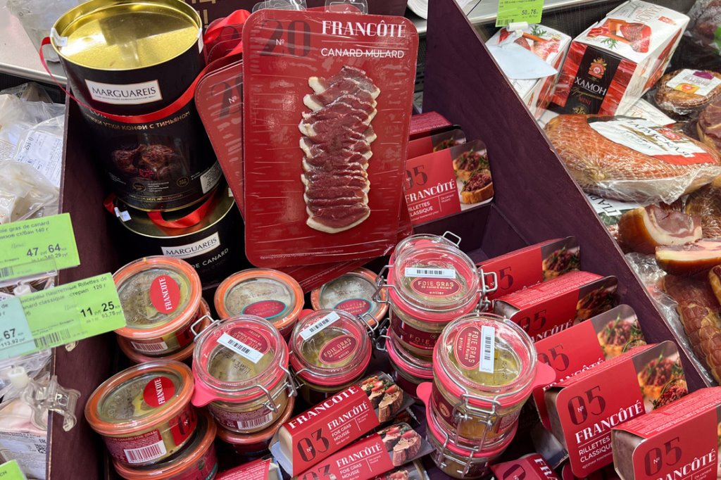 В магазины вернулась почти вся сладкая санкционка