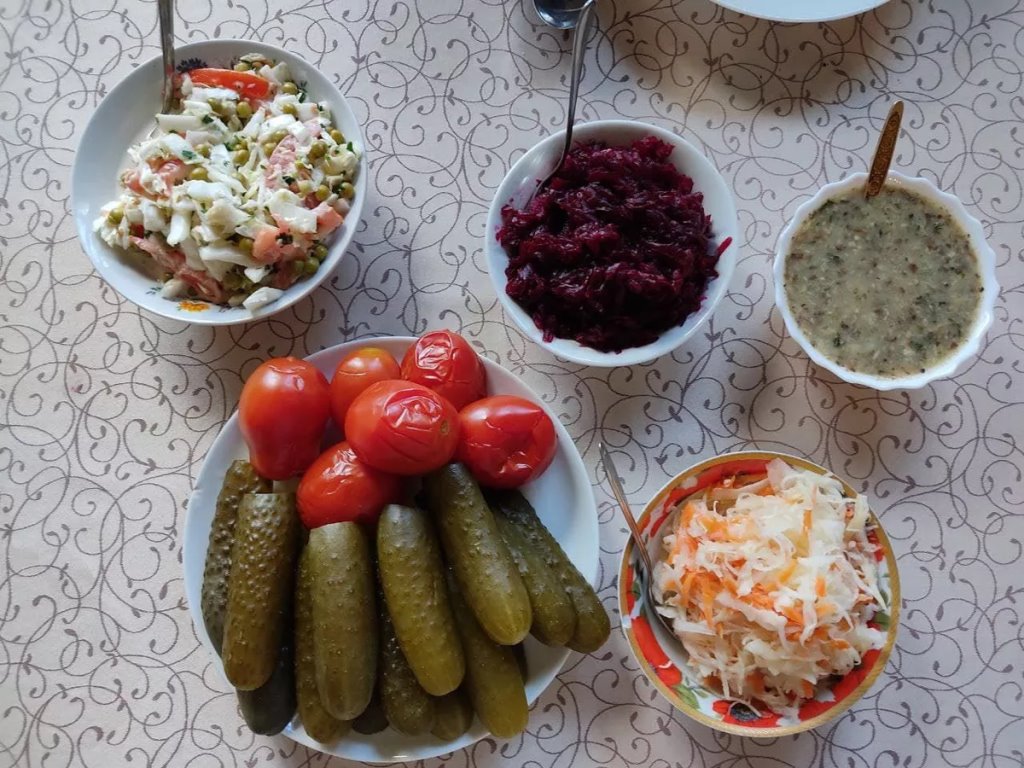 До первой звезды: Рождественский пост начался у православных верующих