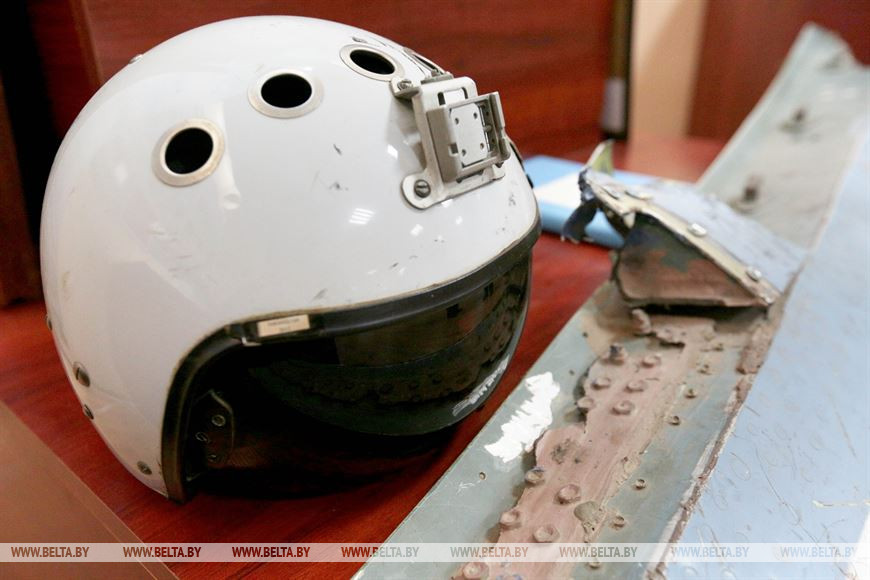 Сегодня исполняется 65 лет со дня рождения первого Героя Беларуси Владимира Карвата