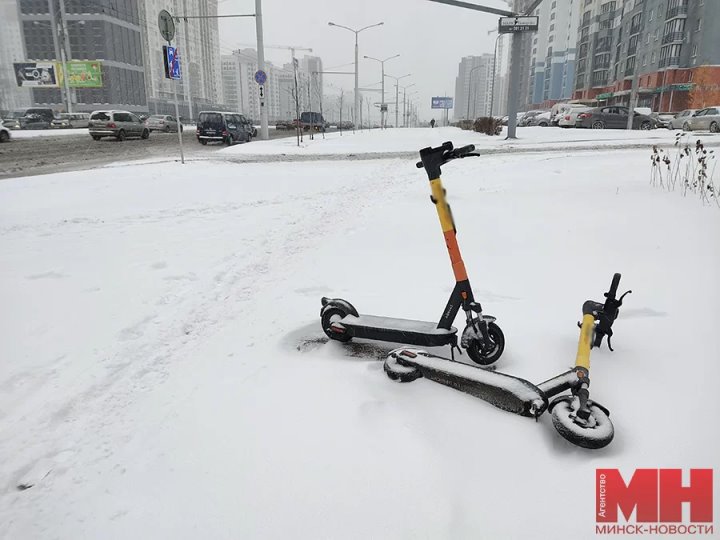 Можно ли в снегопад ездить на моноколесе? Узнали, как меняется его эксплуатация зимой