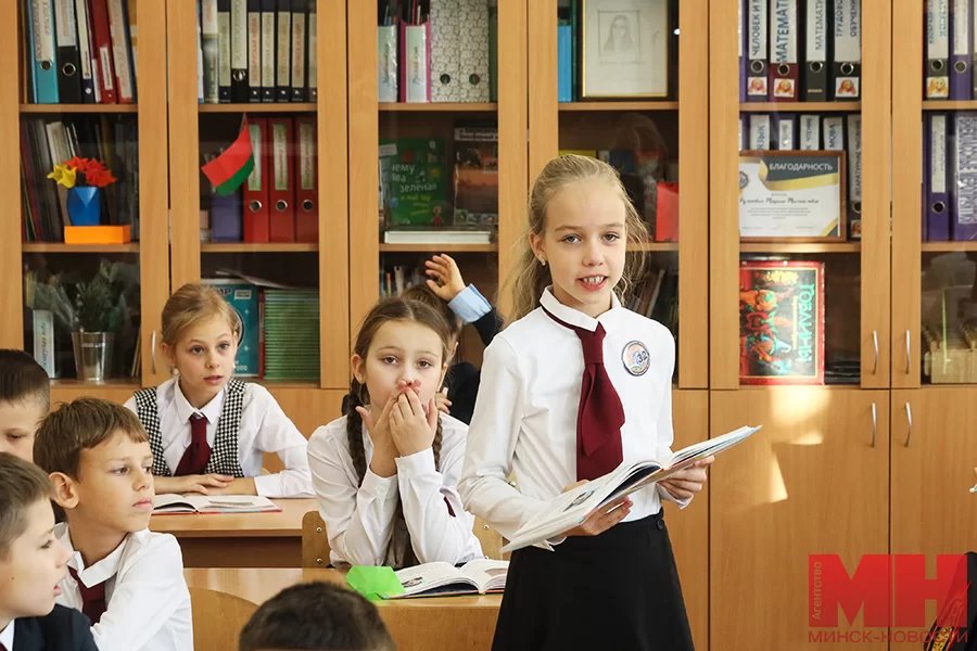 Видеоролик учительницы из Беларуси набрал 5,5 млн просмотров в Instagram. О чем он, и как снимался