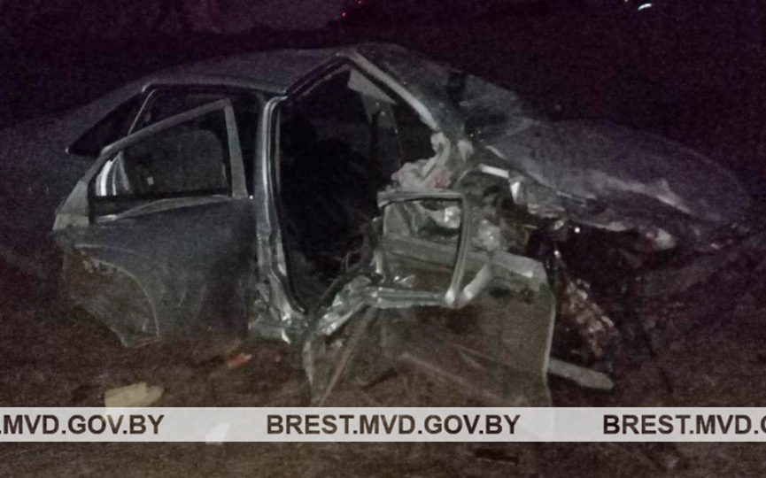 Малыш, пострадавший в аварии в Столинском районе, умер в больнице