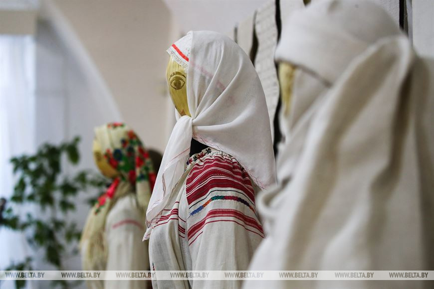 Самобытную культуру Пинско-Ивацевичского региона представили в Художественном музее Бреста
