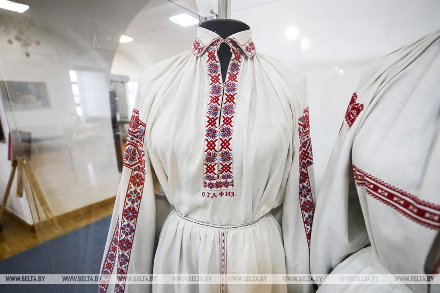 Самобытную культуру Пинско-Ивацевичского региона представили в Художественном музее Бреста