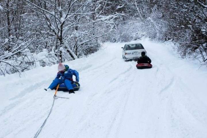 ГАИ: запрещено цеплять тюбинги к транспортным средствам