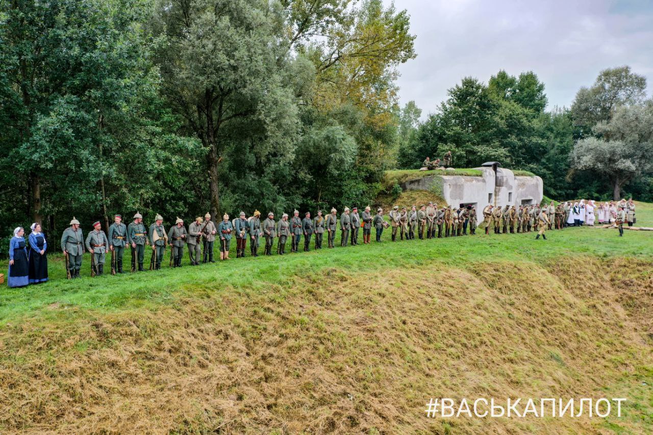 Военно-историческую реконструкцию провели в 5 Форту Бреста. Видео и фото