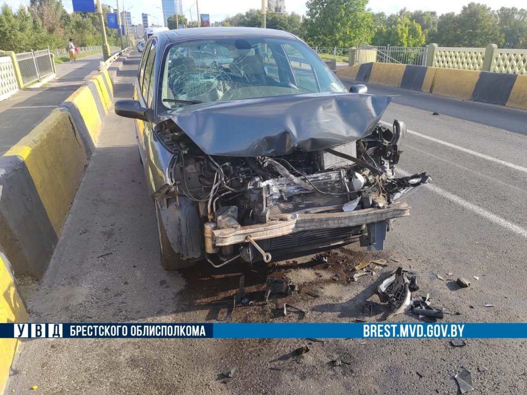 ДТП с 5 автомобилями произошло в Бресте